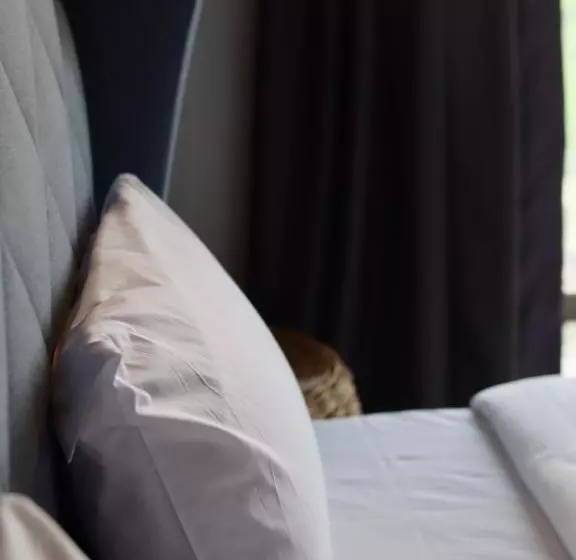 Cube 8teens By Nest Home