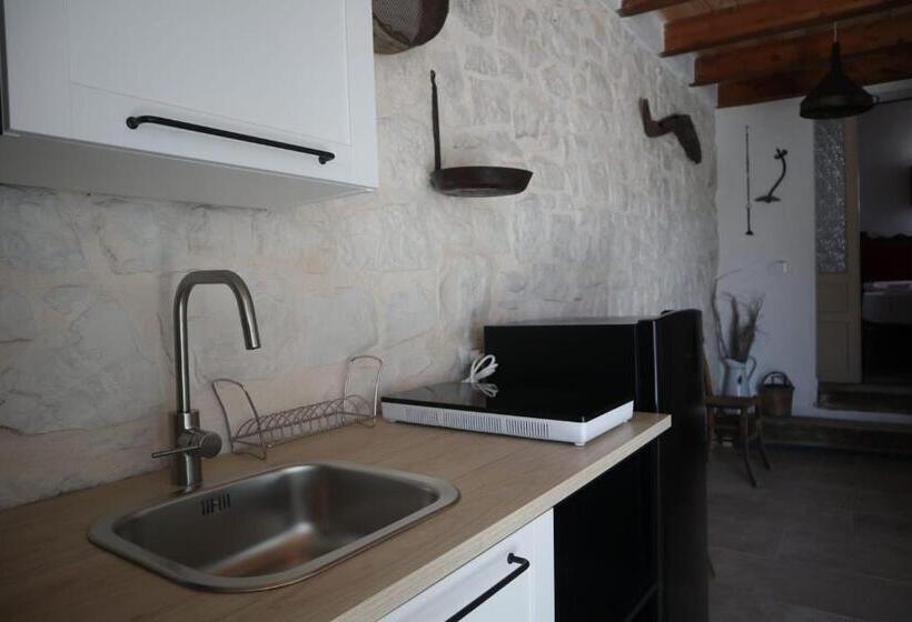 هتل Casale Millinchè