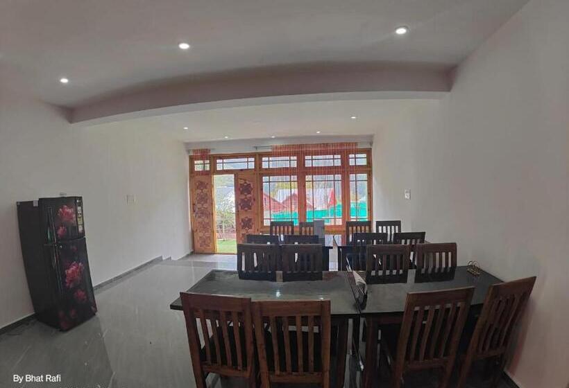 Otel Crest Plaza Resort