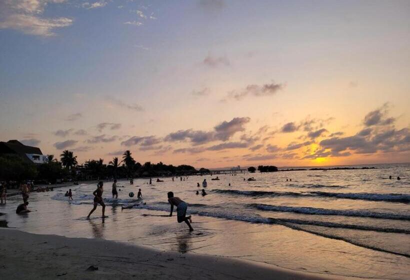 호텔 Los Bohios De Coveñas