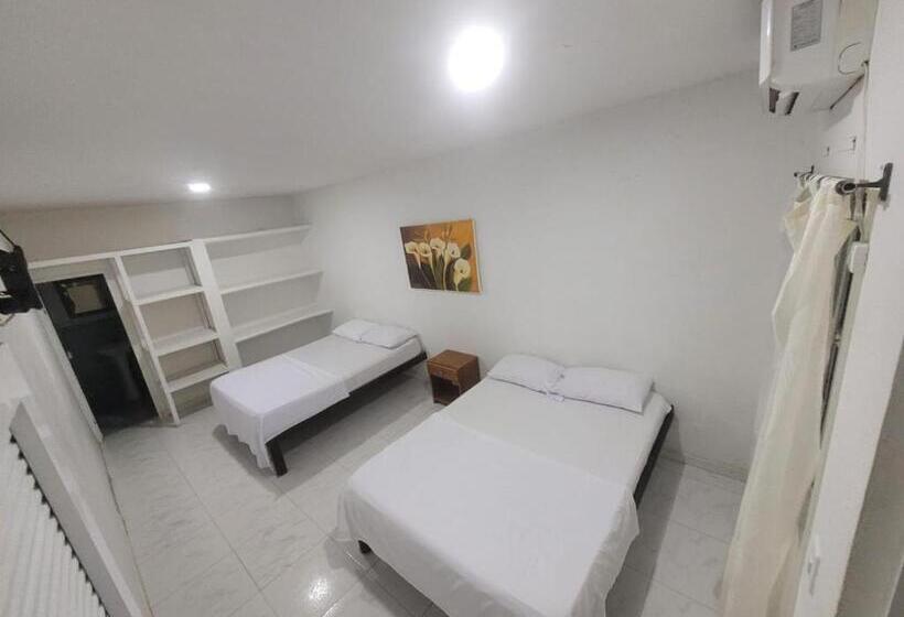 호텔 Los Bohios De Coveñas