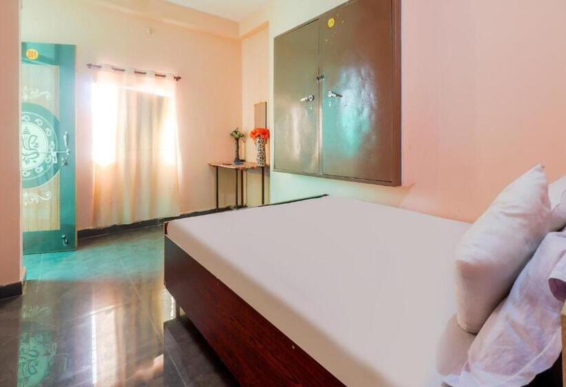 هتل Oyo Siddhi Vinayak Guest House