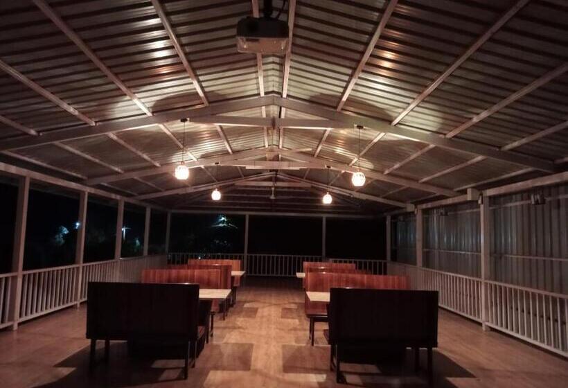 هتل Sahyadri Stud Farm And Resort