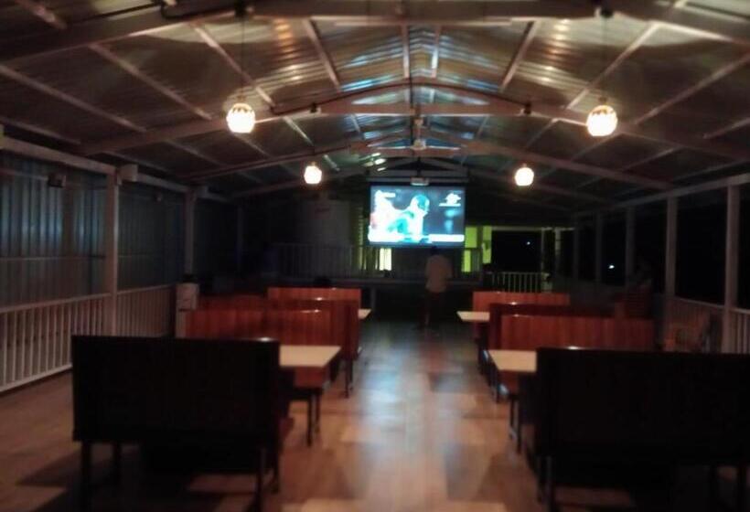 هتل Sahyadri Stud Farm And Resort