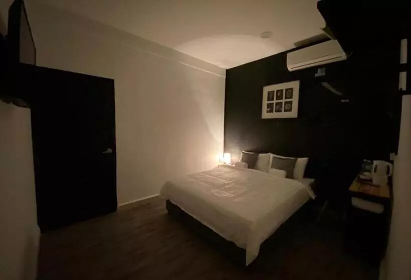 ホテル The Sky Inn