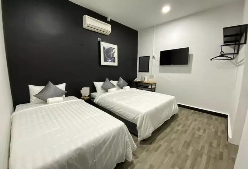 ホテル The Sky Inn