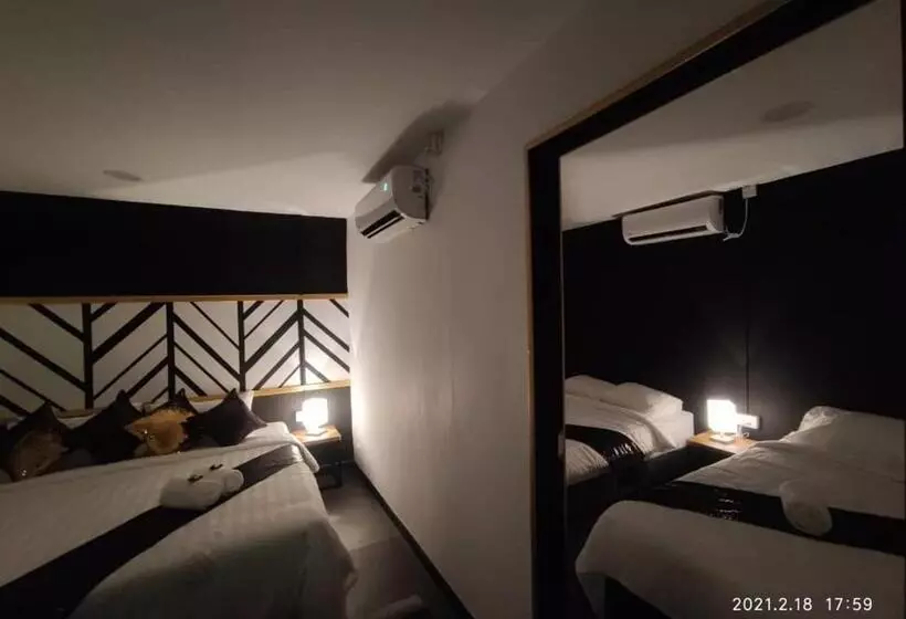 ホテル The Sky Inn