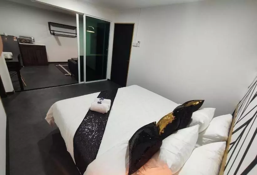 ホテル The Sky Inn