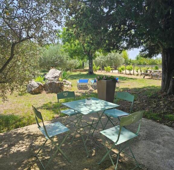 بنسيون Le Mazet Gloria