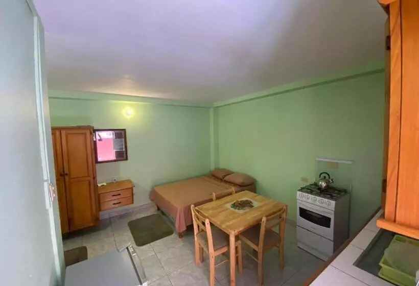 پانسیون Runnyaway Inn