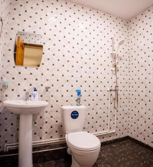 پانسیون Stepsa Guest House