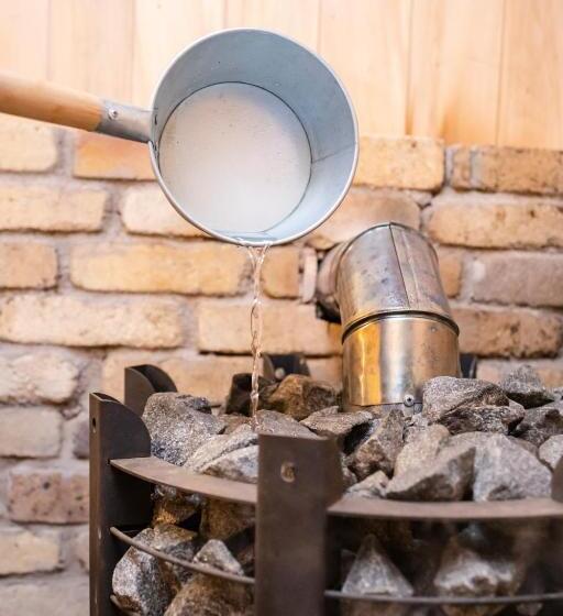 پانسیون Stepsa Guest House