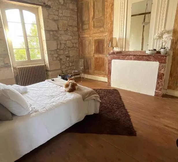 Aamiaismajoitus (B&B) Gîte Chez Vous Chez Nous