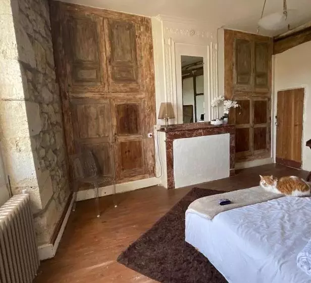 Aamiaismajoitus (B&B) Gîte Chez Vous Chez Nous