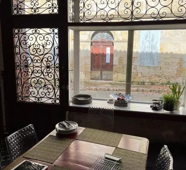 Aamiaismajoitus (B&B) Gîte Chez Vous Chez Nous