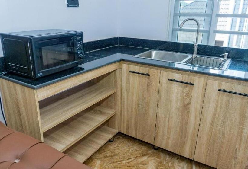 California Luxury Hotel & Suite