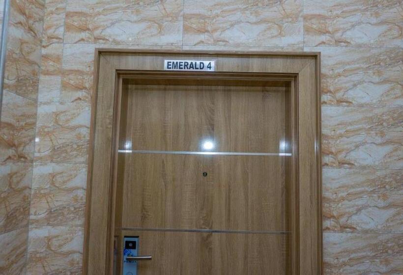 California Luxury Hotel & Suite