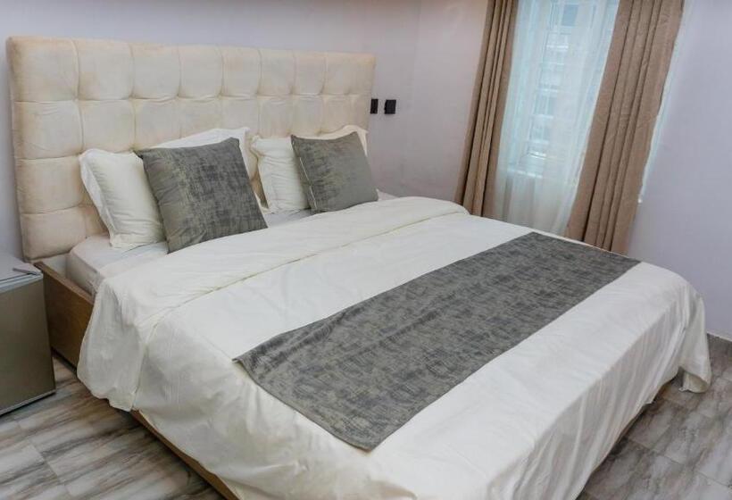 California Luxury Hotel & Suite