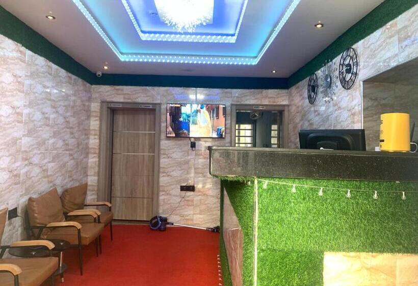 California Luxury Hotel & Suite