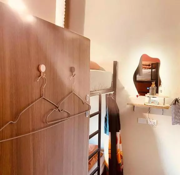 Dreamy Nomads Hostel日月潭背包客