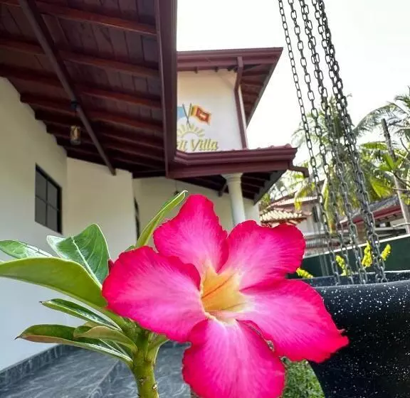 ホテル A Lili Villa