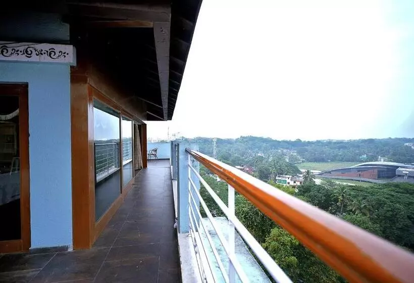 ホテル Alekhya Suite Dona Paula Beach Panaji