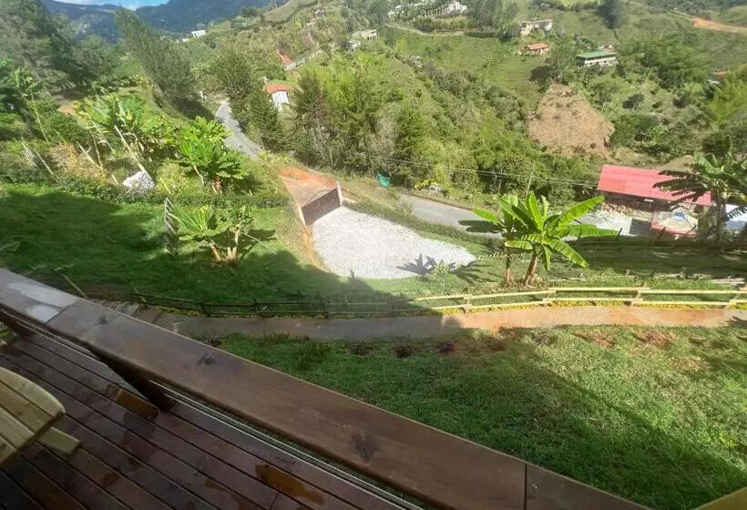 ホテル Cabañas Campestres Bosque Encantado