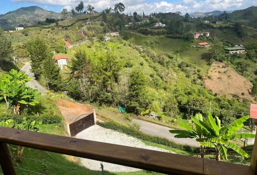 ホテル Cabañas Campestres Bosque Encantado