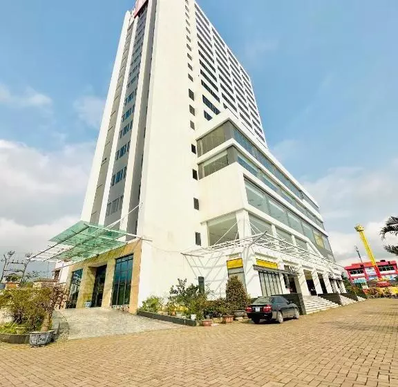 هتل Khách Sạn đức Phú