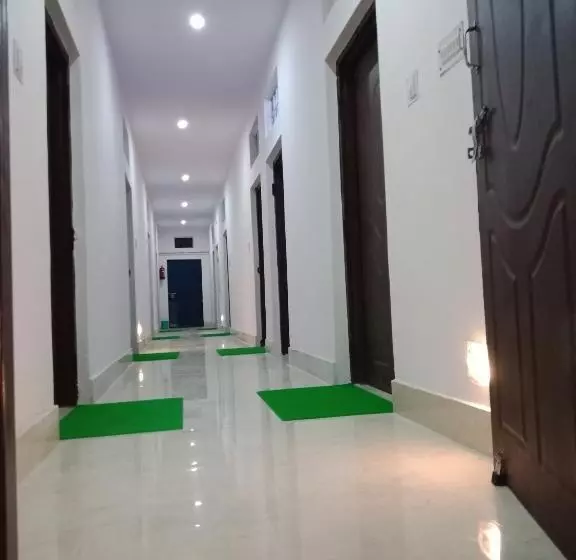 ホテル Shivkripa And Restaurant