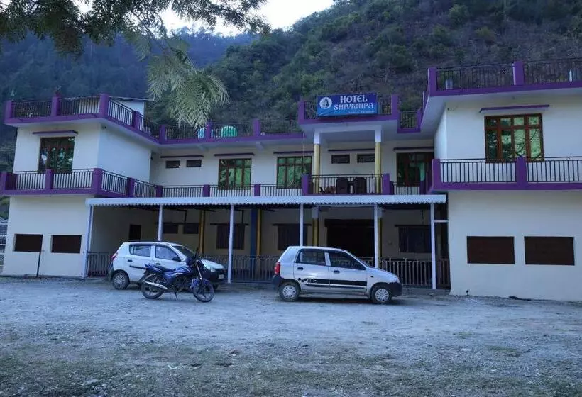 ホテル Shivkripa And Restaurant