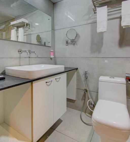 Отель Silver Oak International