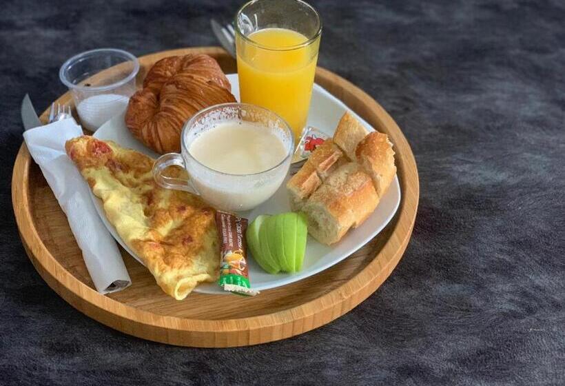 هتل The Shelter Abidjan