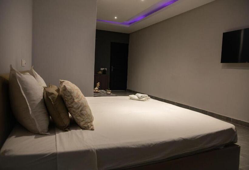 هتل The Shelter Abidjan