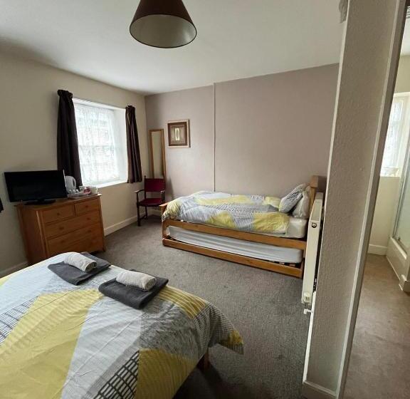 Отель White Horse Inn