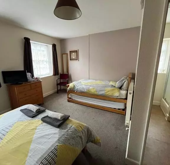 Hotelli White Horse Inn