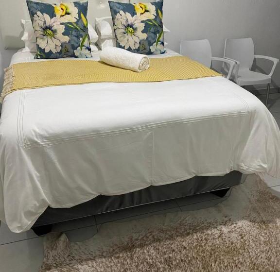 膳宿费 Datty Tatty