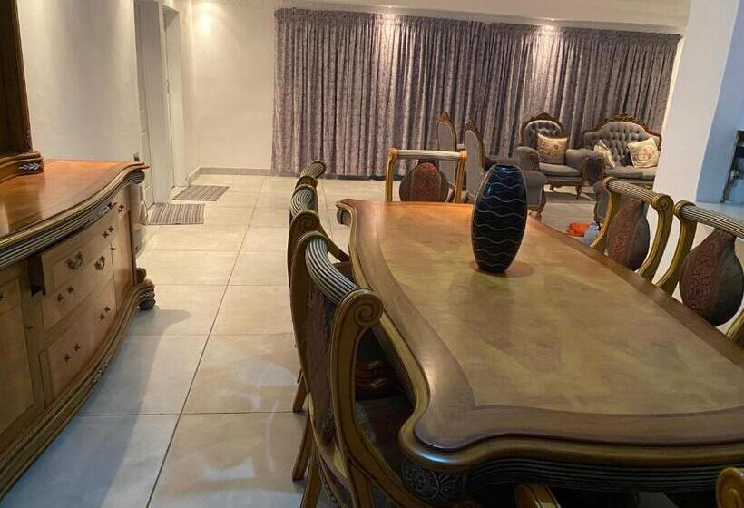 膳宿费 Datty Tatty