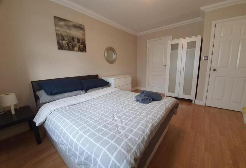 Пансион London Ilford Rooms