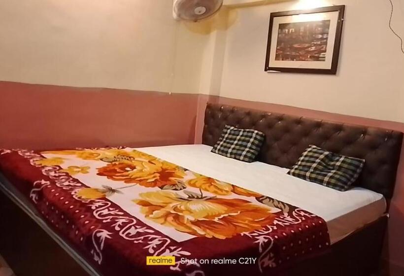 پانسیون New Banaras Paying Guest House
