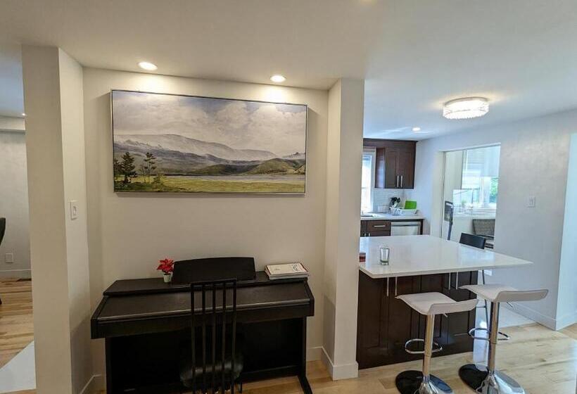 بنسيون Riverview Cottage