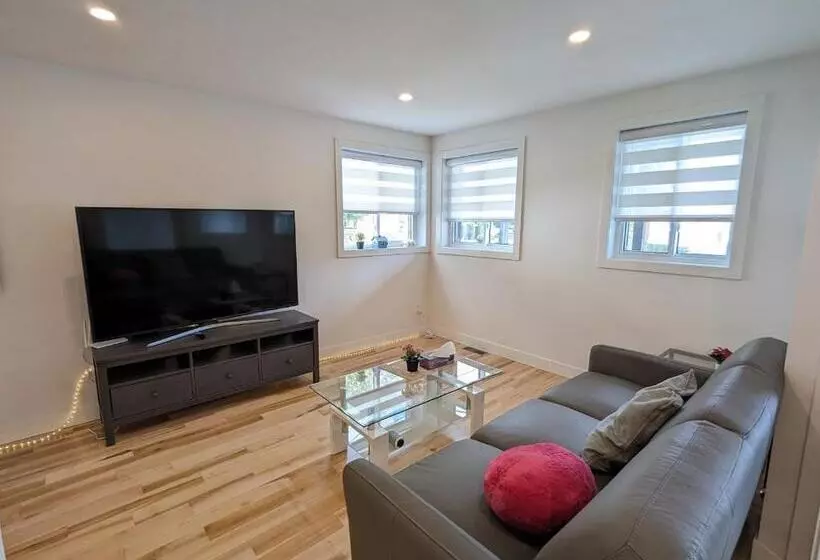 Majatalo Riverview Cottage