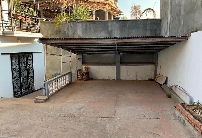 پانسیون Villa Spirou