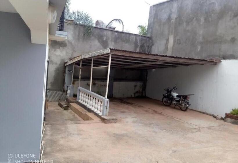 پانسیون Villa Spirou