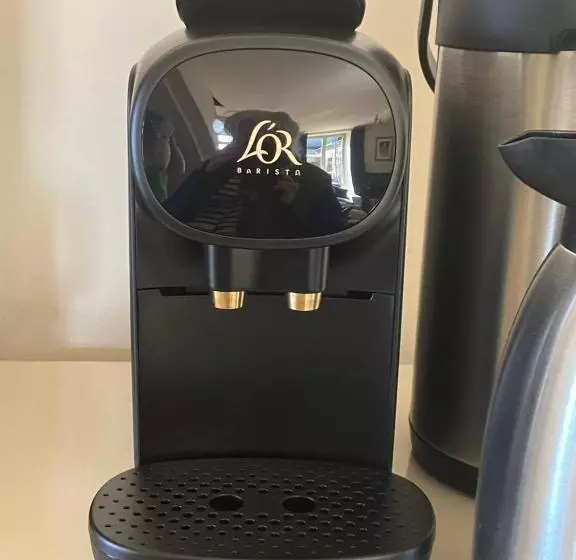 Aamiaismajoitus (B&B) Chateau De Chambres Mont St Michel