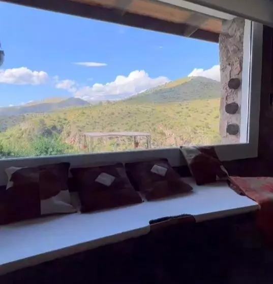 تختخواب و صبحانه Establecimiento La Soleada Suites De Campo