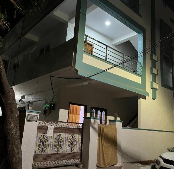 ベッドアンドブレックファースト Boutique Bungalow 458