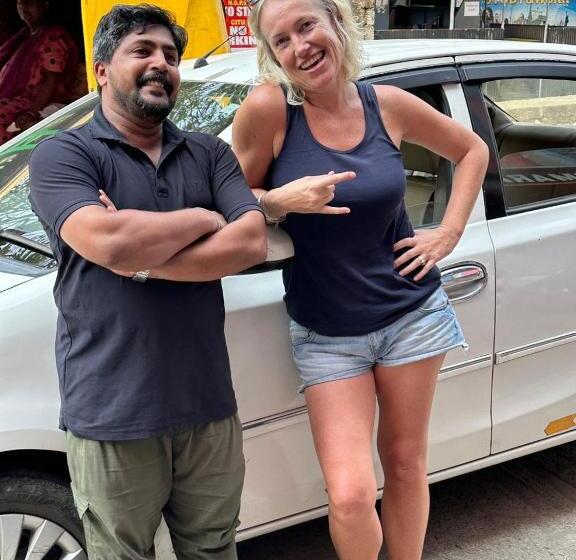 ホテル Airport Cochin Royal Residency