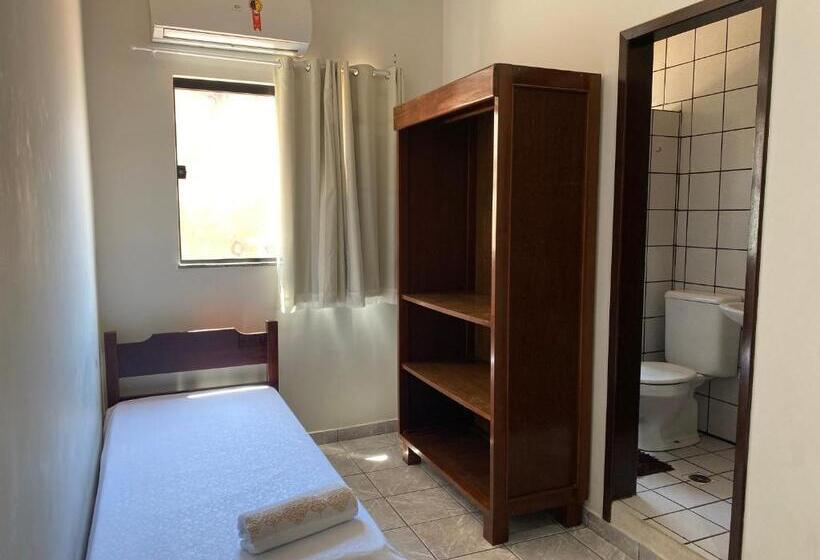 בית מלון כפרי Central