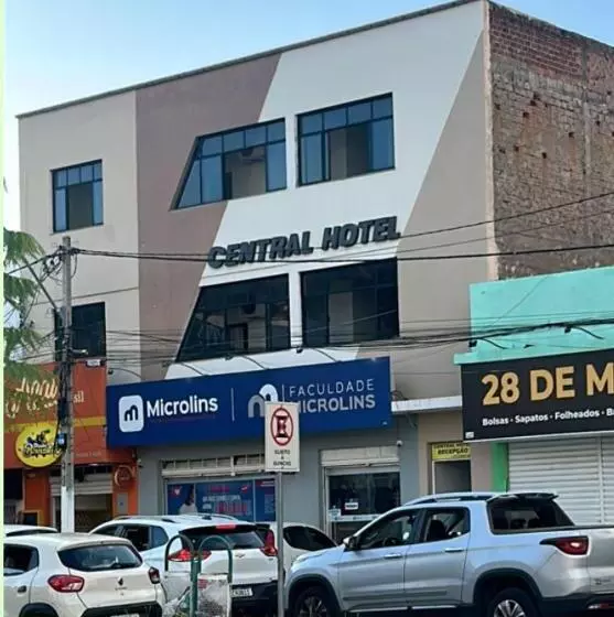 ホテル Central